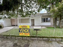 Casa de Alvenaria próxima ao Supermercado Giassi